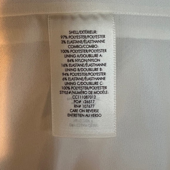 Alice + Olivia Women's White Puffy Sleeve Top Size S. - Picture 6 of 8